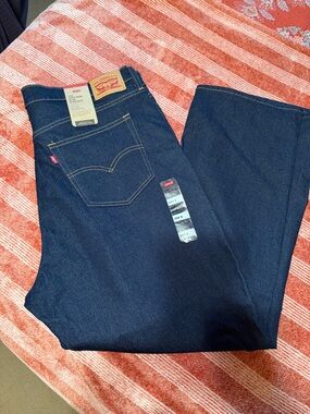 Levi's womens Indigo high rise Straight Jeans
